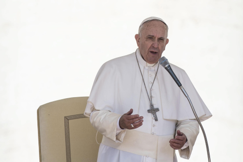 Papa: Zrele demokracije trebale bi izbjegavati stvaranje kultova ličnosti