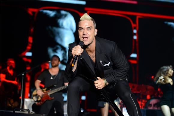 Robbie Williams na dražbi dobio milijun i pol kuna za dječji hospicij