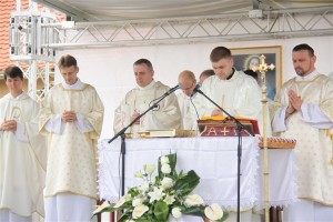 Saša Šargač Mlada Misa U Gračini Foto Marcel Kovačić 0068