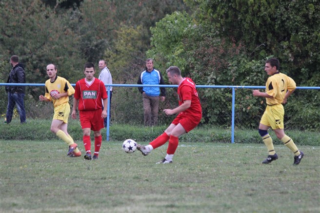 NK-Mladost- + NK-Viktorija- Vojakovac snimio Marcel Kovačić 019