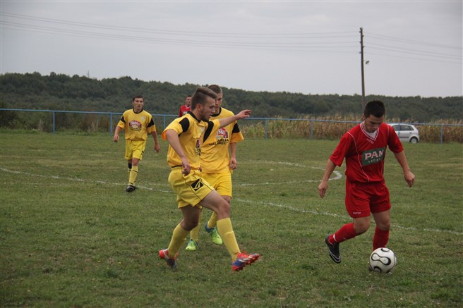 NK-Mladost- + NK-Viktorija- Vojakovac snimio Marcel Kovačić 035