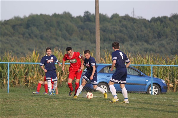 NK-Viktorija- Vojakovac + NK-Tomislav- Drnje foto Marcel Kovačić 0002
