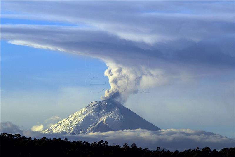 Vulkan U Ekvadoru