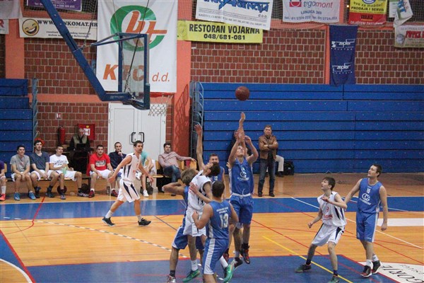 KK-Koprivnica- + KK-Radnik- Križevci foto Marcel Kovačić 025