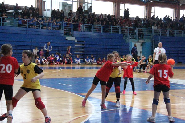 Međunarodni rukometni turnir za djevojčice foto Marcel Kovačić 013