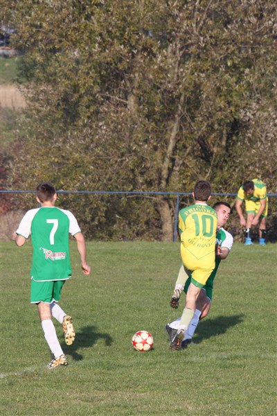 NK-Mladost- V.Raven + NK-Prigorje- Sv. Petar Orehovec foto Marcel Kovačić 016