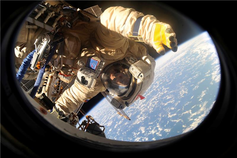 Maratonska svemirska šetnja zbog popravka sustava za hlađenje na ISS-u