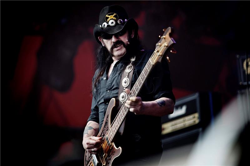 Umro Lemmy Kilmister, vođa britanske grupe Motorhead