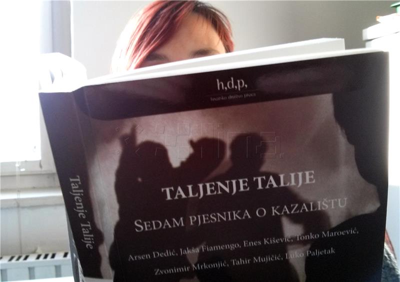 Sedam pjesnika o kazalištu u zbirci “Taljenje Talije”