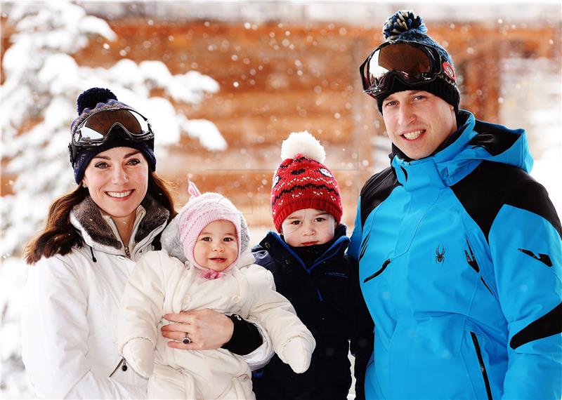 Princ William s obitelji u francuskim Alpama