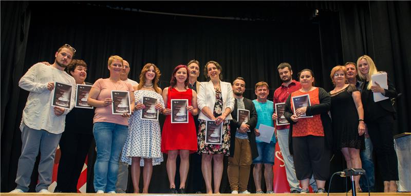 Dodjelom nagrada završen 56. Festival hrvatskih kazališnih amatera