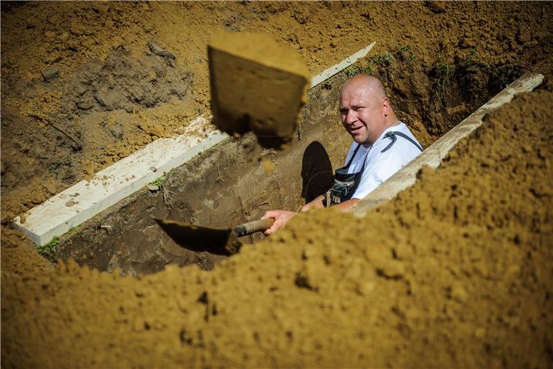 Međunarodno natjecanje grobara: tko najbrže jamu kopa