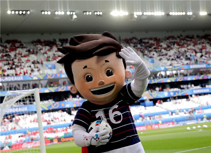 EURO 2016: Uefa u problemima, maskota ima ime kao i seksi igračka
