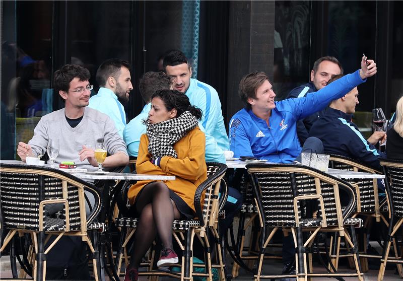 vatreni2