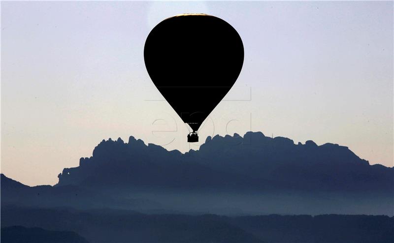 Rus se nada rušenju rekorda u letu balonom oko svijeta