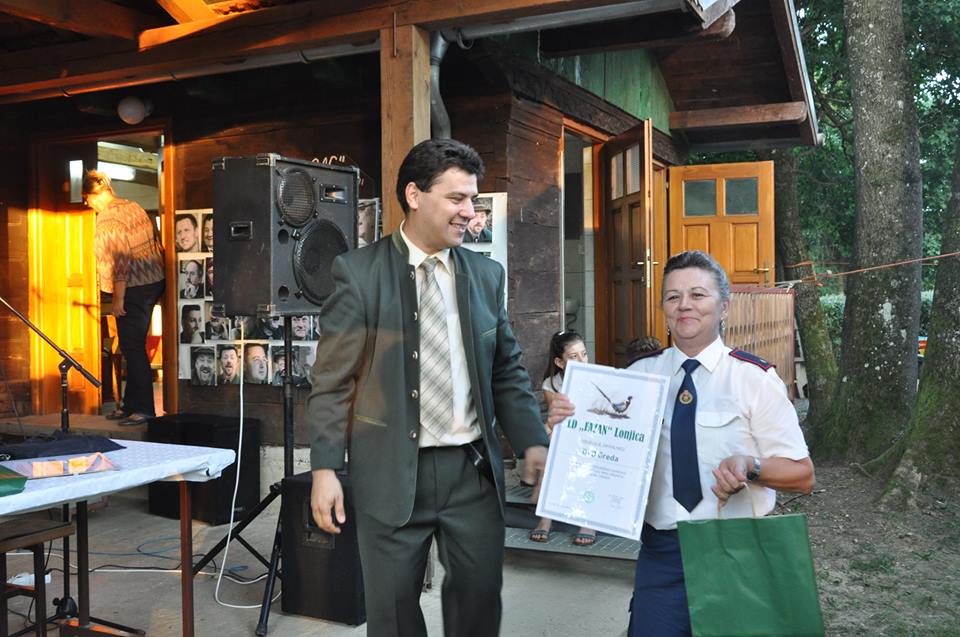 lonjica27