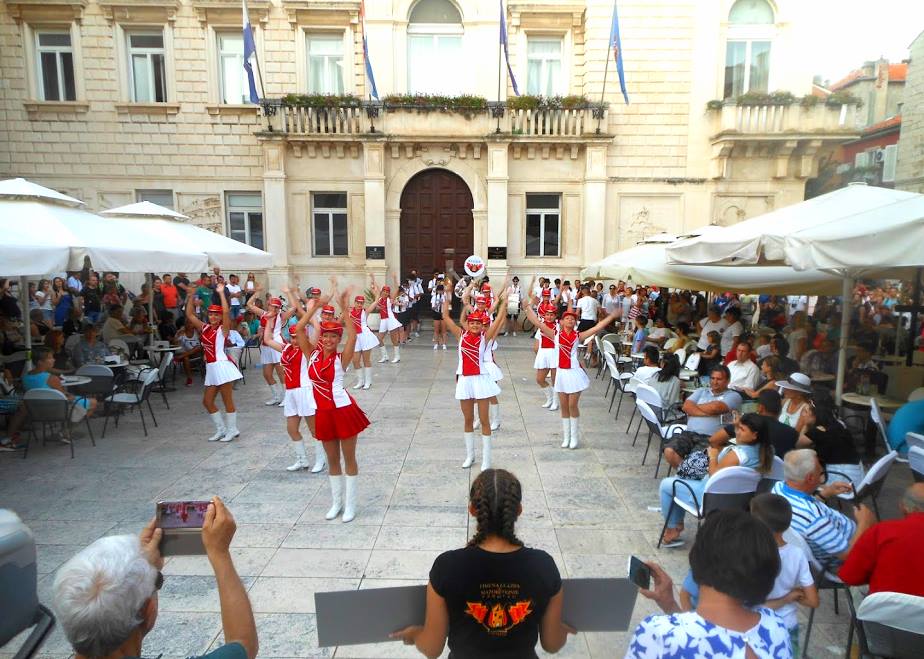 mazoretkinje vrbovec5