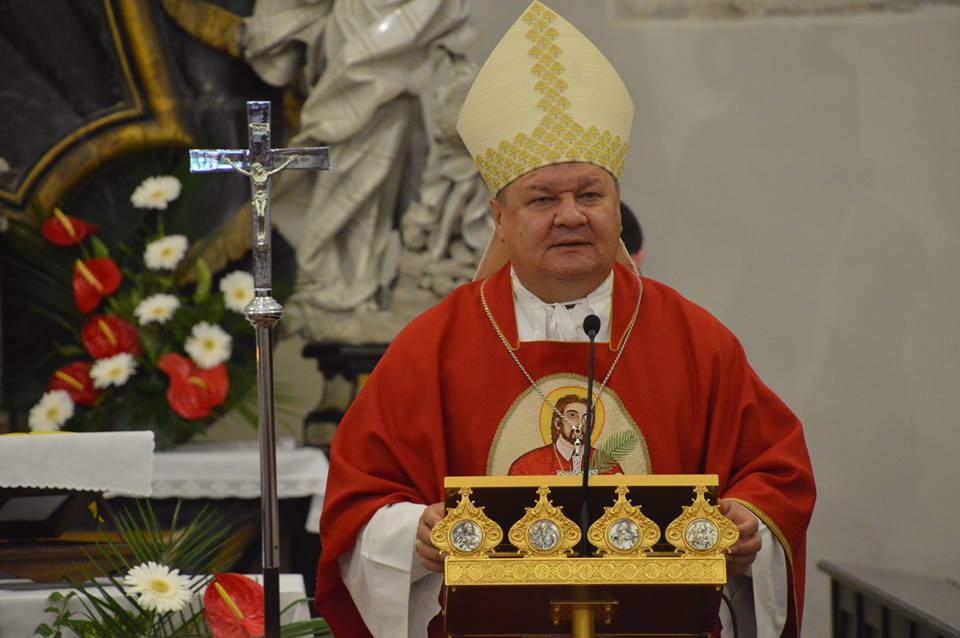 biskup huzjak