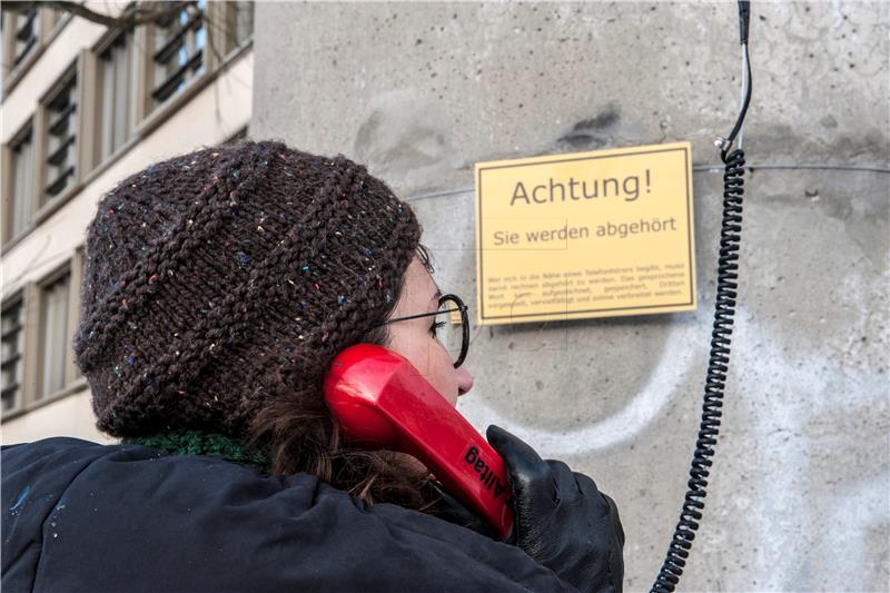 Korak prema Velikom bratu: Švicarci odlučuju o prisluškivanju privatnih komunikacija