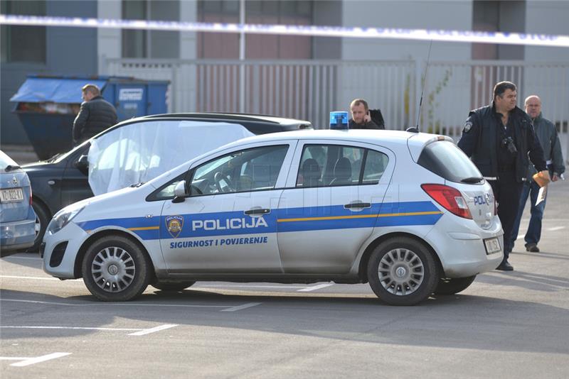 policija