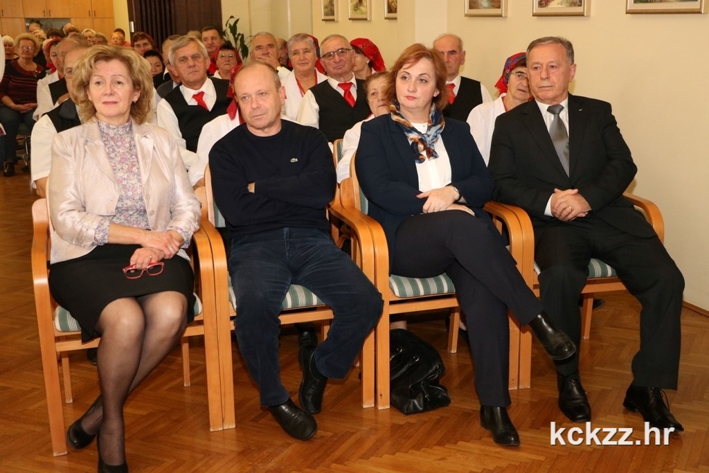 smotra zborova umirovljenika1