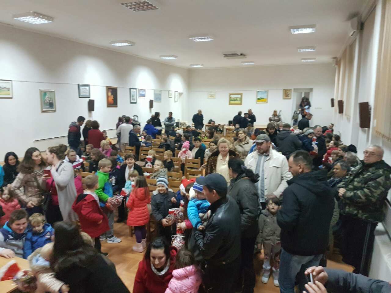 bozicno-darivanje-sdp-sveti-ivan-zabno05