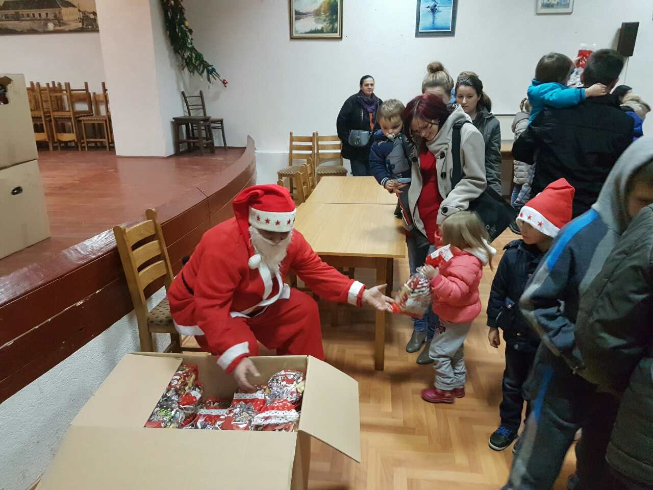 bozicno-darivanje-sdp-sveti-ivan-zabno08