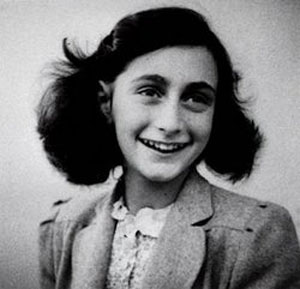 Izložba ‘Anne Frank – povijest za sadašnjost’ u Gimnaziji Ivana Zakmardija Dijankovečkoga Križevci