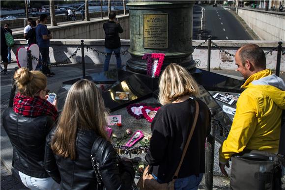 U Londonu će 20 godina nakon smrti biti podignut spomenik Lady Diani