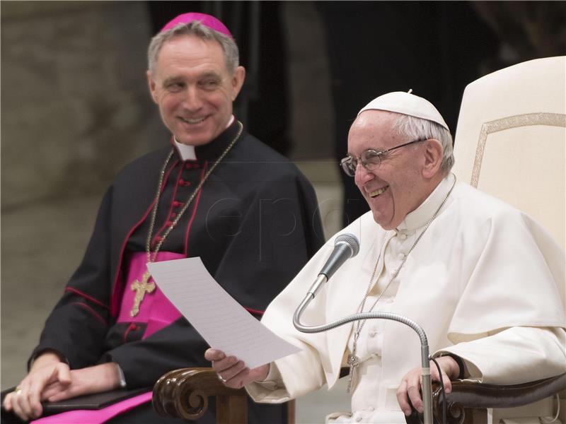 Papa Franjo: Kulinarski i spolni užitak su “jednostavno božanski”