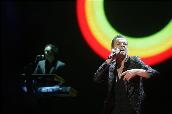Depeche Mode predstavio novi, “mračan” album