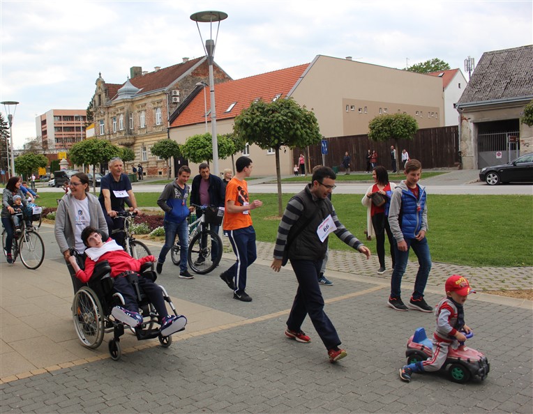 trci, hodaj, vozi za maslacak28