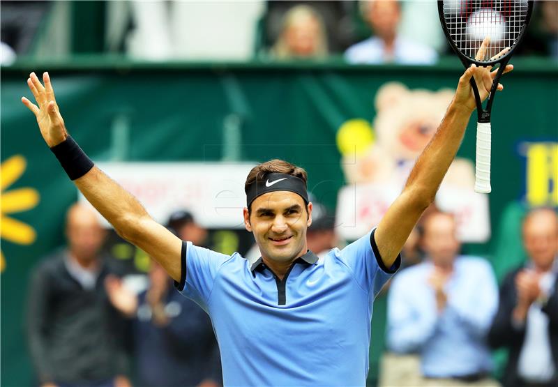 Federer 18. put u četvrtfinalu Wimbedona