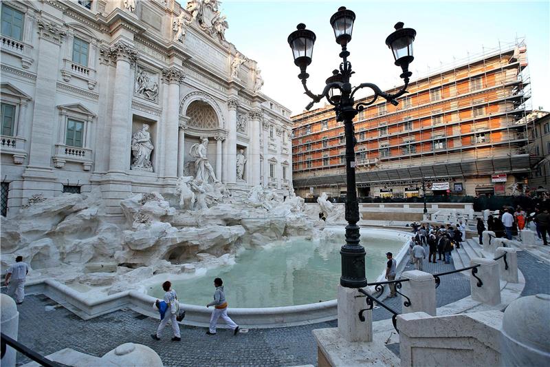 Rim kažnjava ‘namakanje’ u slavnim fontanama