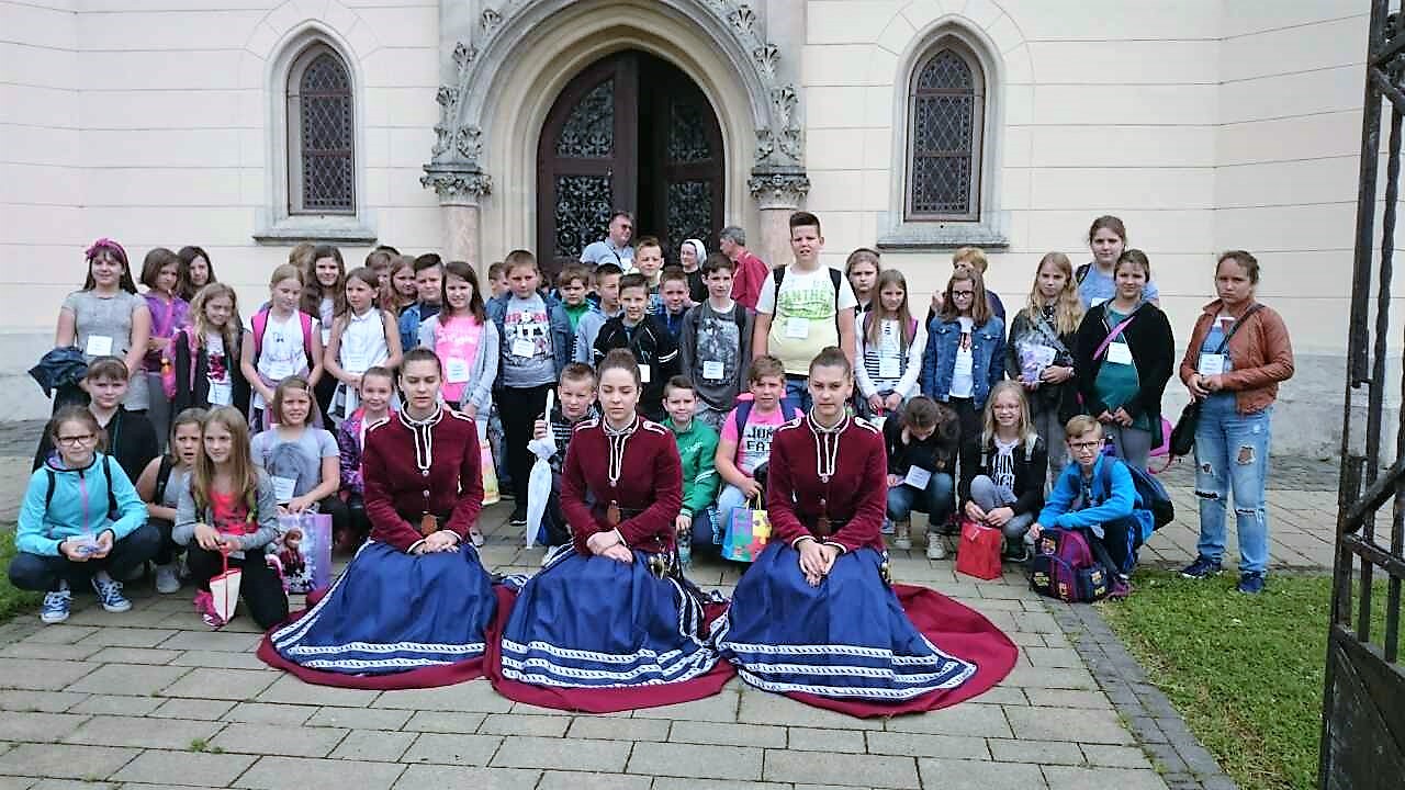 slovenski učenici