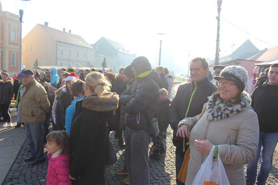 advent u krizevcima i bozicni ples14