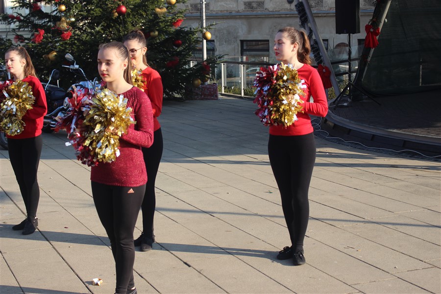 advent u krizevcima i bozicni ples22