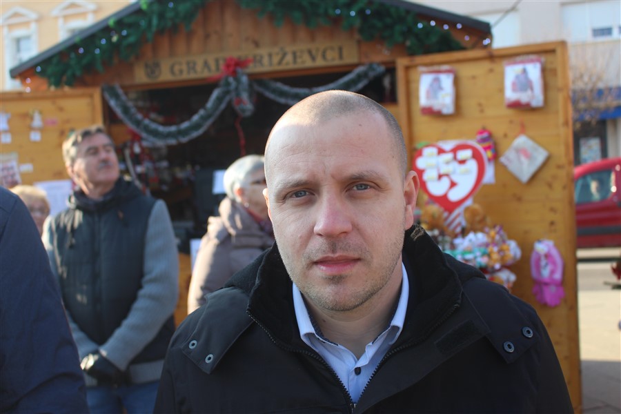 advent u krizevcima i bozicni ples24