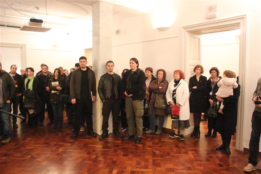 izlozba o brezovljanim u amz033