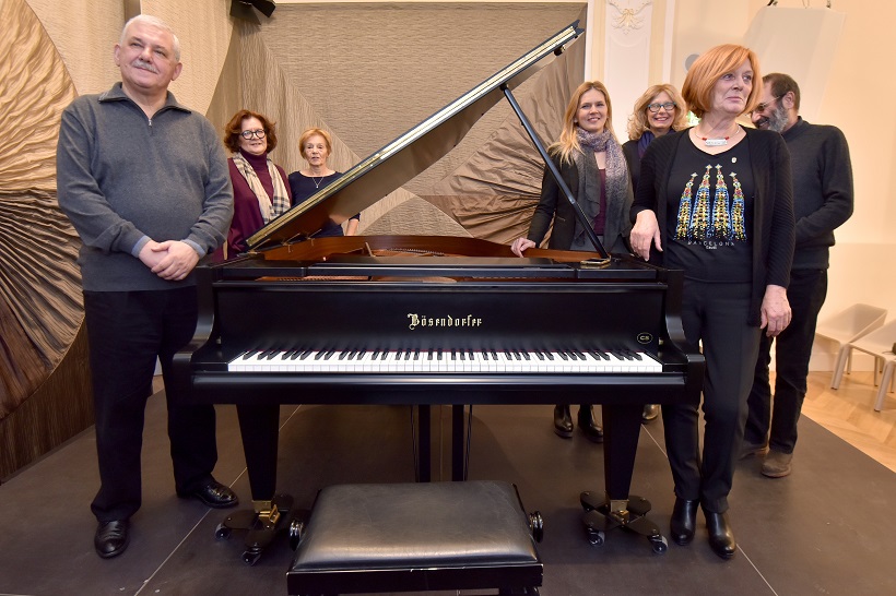 Nabavljen novi koncertni klavir Boesendorfer Conservatory 200