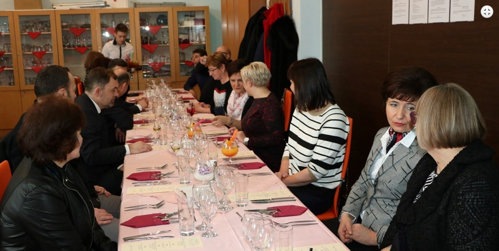 pan okupio ravnatelje osnovnih i srednjih škola s područja Županije