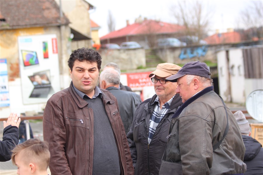 grad krizevci pocastio ribicama gradane povodom velikog petka40