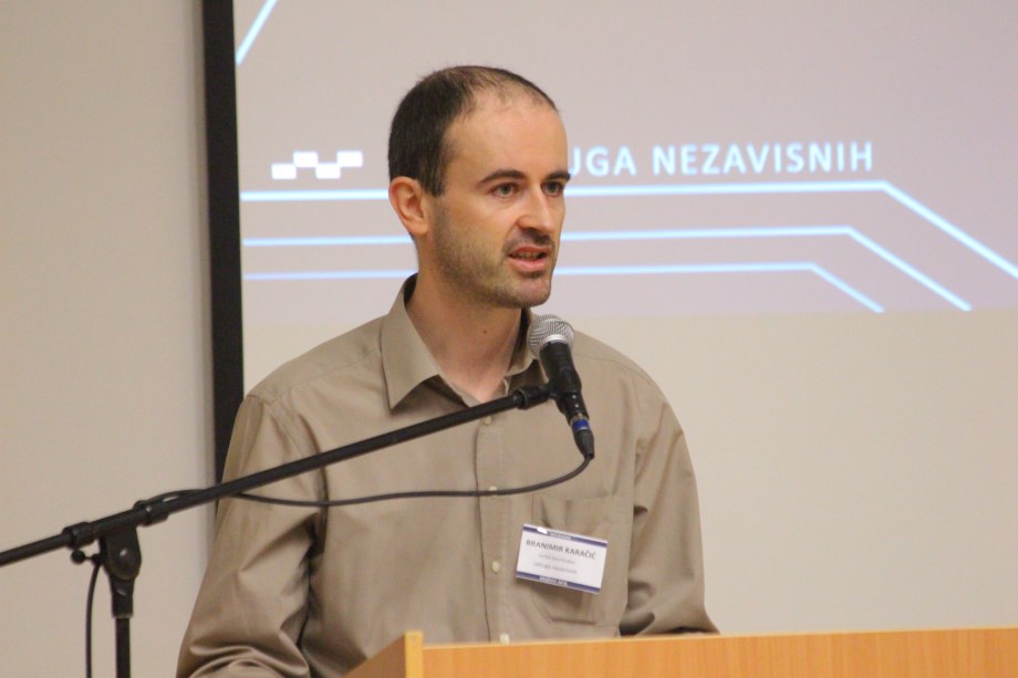 skup nezavisnih022