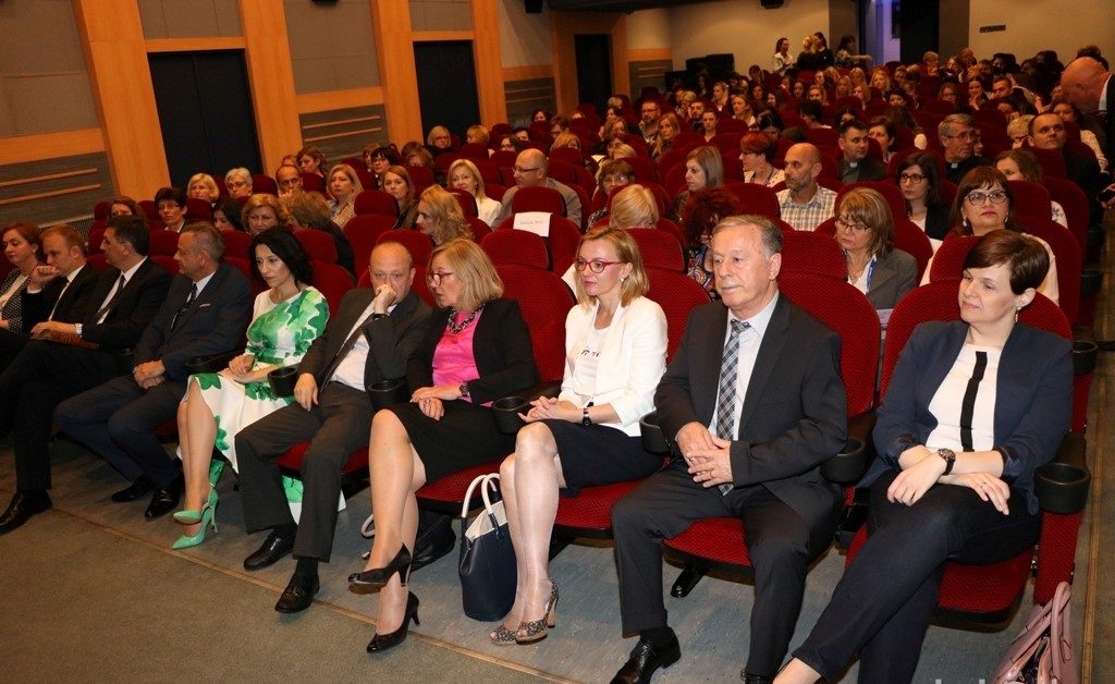 „Kompetencije kao smjernice prema konceptu moderne prakse“ tema II. Kongresa sestrinstva Koprivničko-križevačke županije