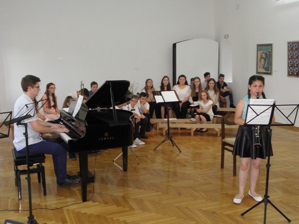 Učenici Umjetničke škole Fortunat Pintarić koncertom obilježili završetak još jedne uspješne godine