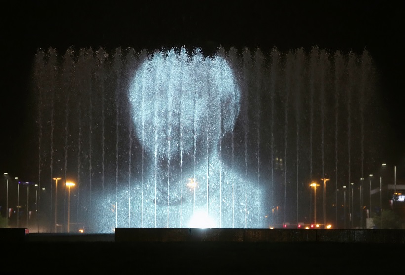 Nelson Mandela na zagrebačkim fontanama