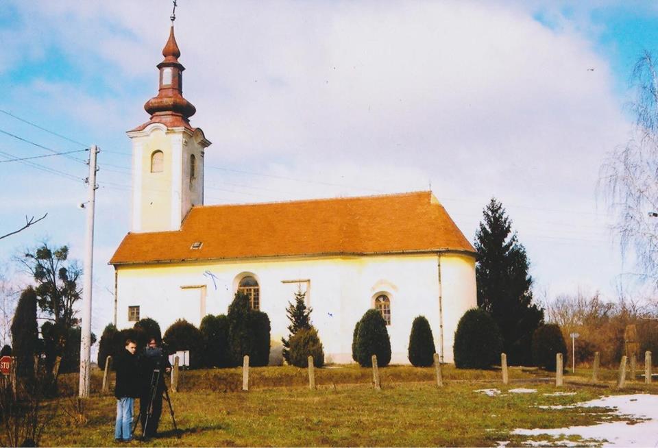 Župna crkva u Malom Ravnu