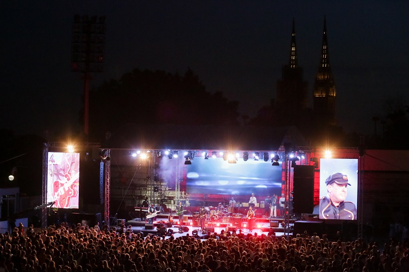 Brojni fanovi na koncertu Nene Belana & Fiumensa