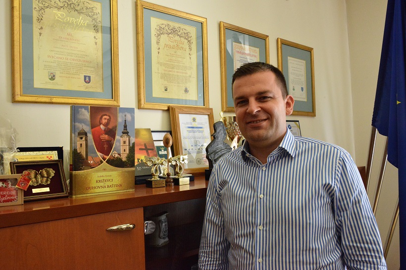 VELIKI INTERVJU Gradonačelnik Bjelovara Dario Hrebak otvoreno o svom životnom i političkom putu te brojnim planovima za Bjelovar