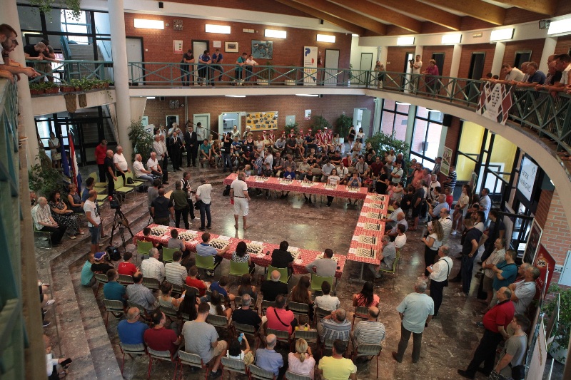 Simultanka Garryja Kasparova u Sesvetama